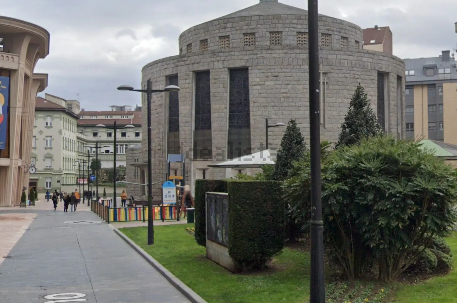 Piso en Oviedo — foto 18